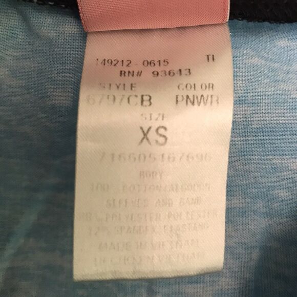 Peanuts Scrub Top Charley Snoopy Dog XS V-Neck Medical Vet Black Teal 2 Pockets - Picture 6 of 8